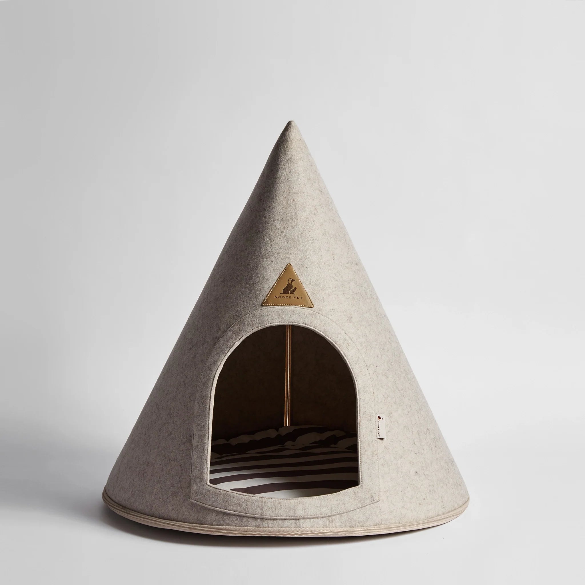 Nooee Pet Cave For Dogs & Cats, Lucy (Medium), Stylish, Modern Bed